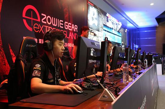 左脚定准 左脚定准